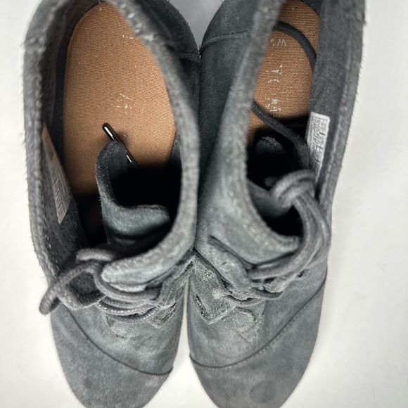 Toms Bootie Kala Forged Iron Grey Suede Desert Wedge Ankle Boots Booties Sz 8.5 - Picture 9 of 12